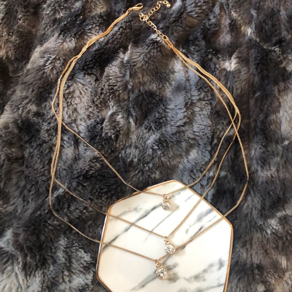 (3/$15) Necklace + Earrings Bundle - Picture 3 of 3